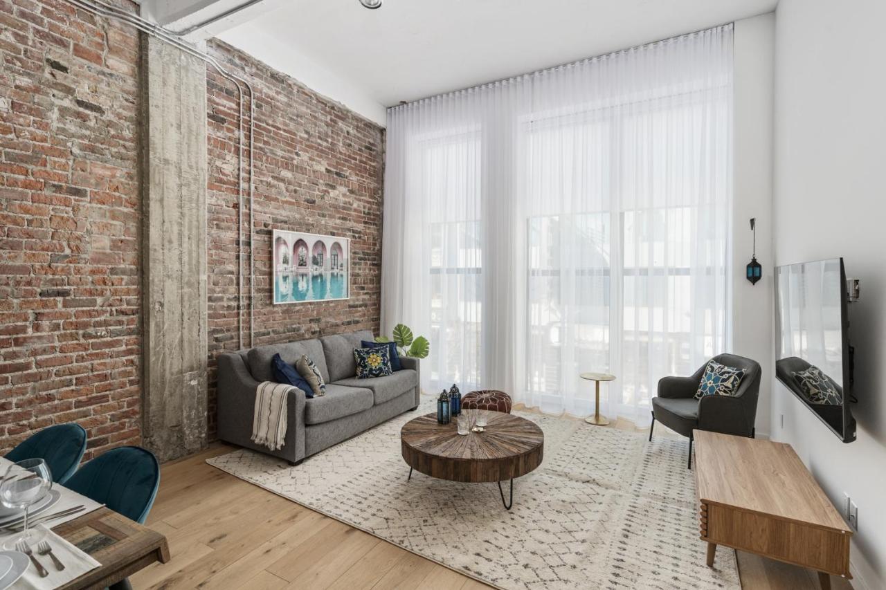 Bakan - Sainte Catherine Montreal Bagian luar foto