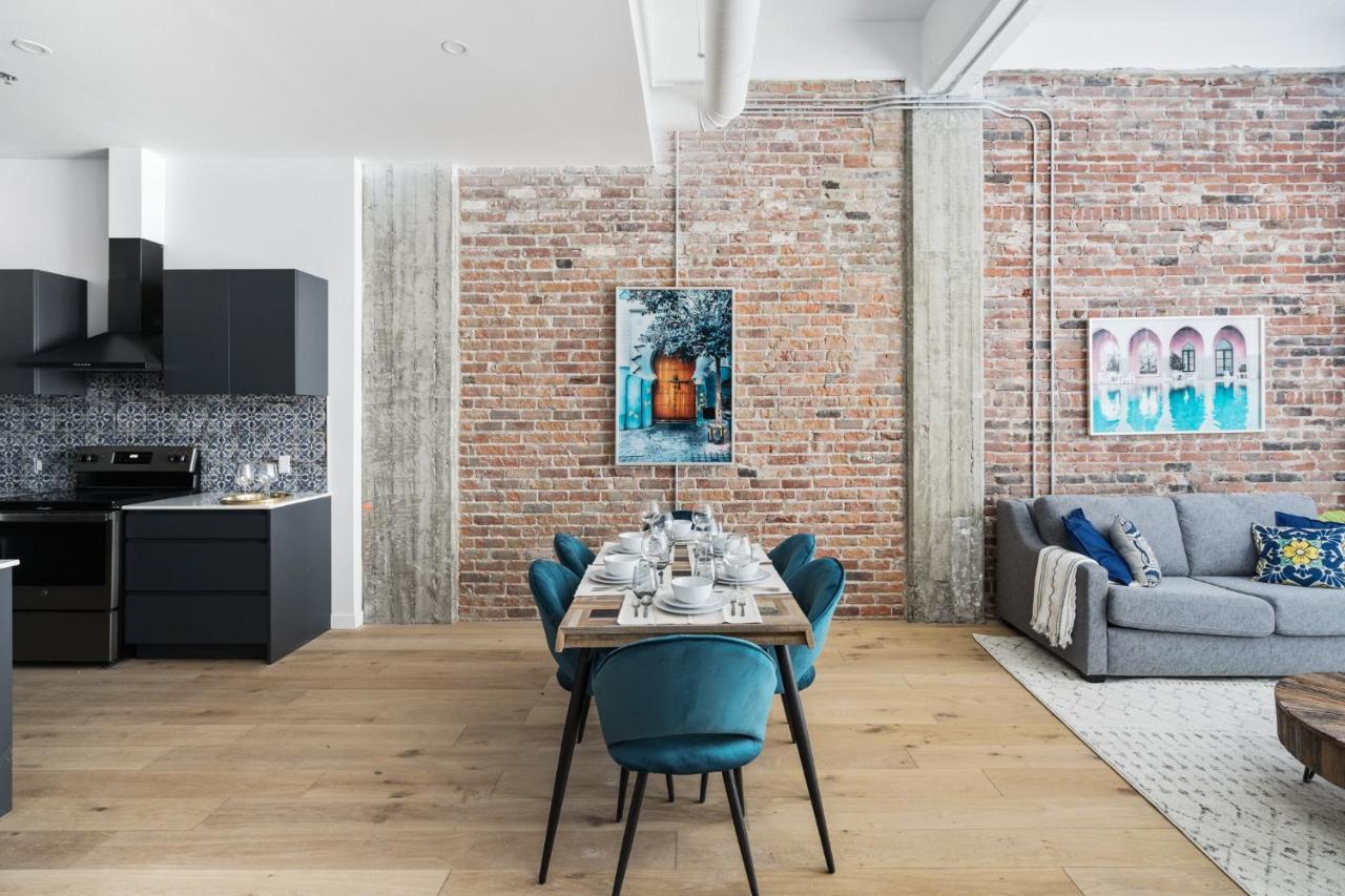 Bakan - Sainte Catherine Montreal Bagian luar foto