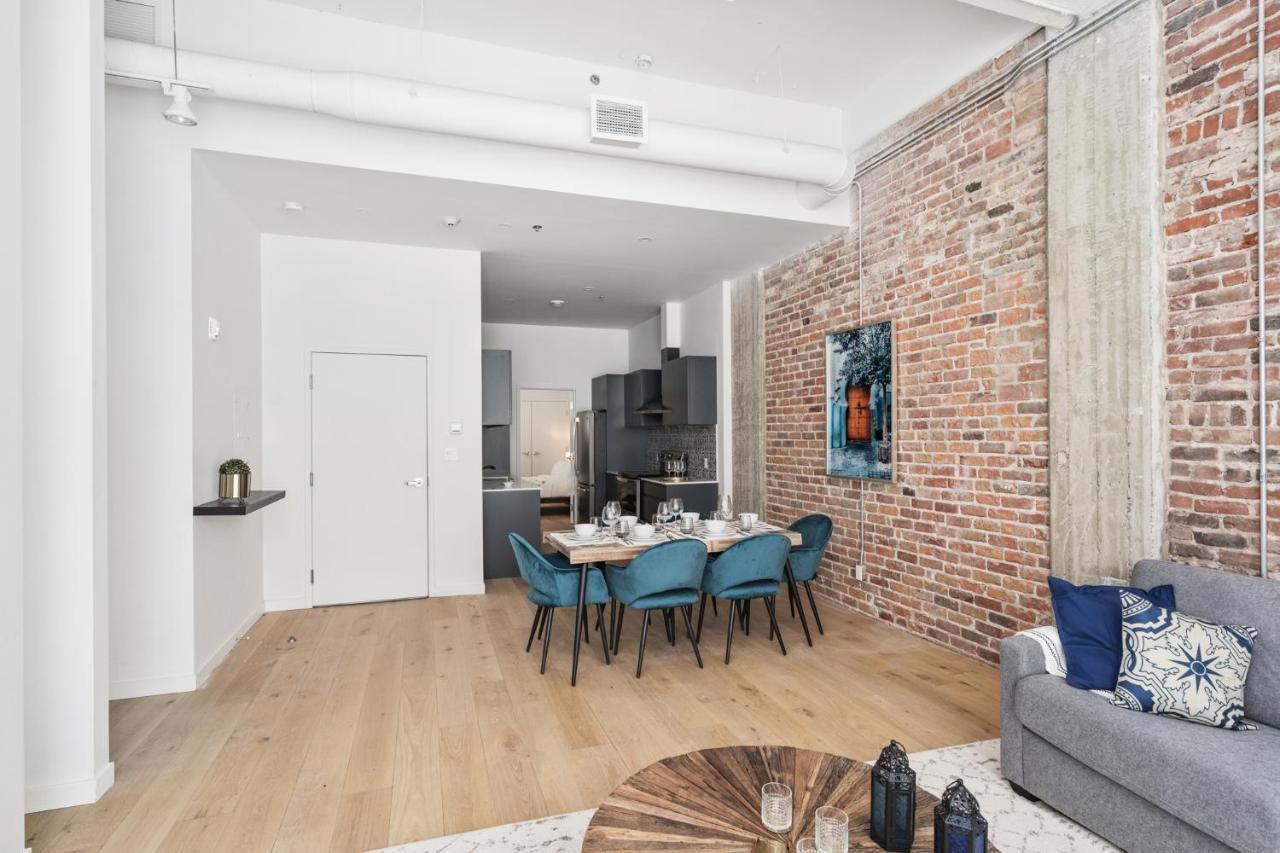 Bakan - Sainte Catherine Montreal Bagian luar foto