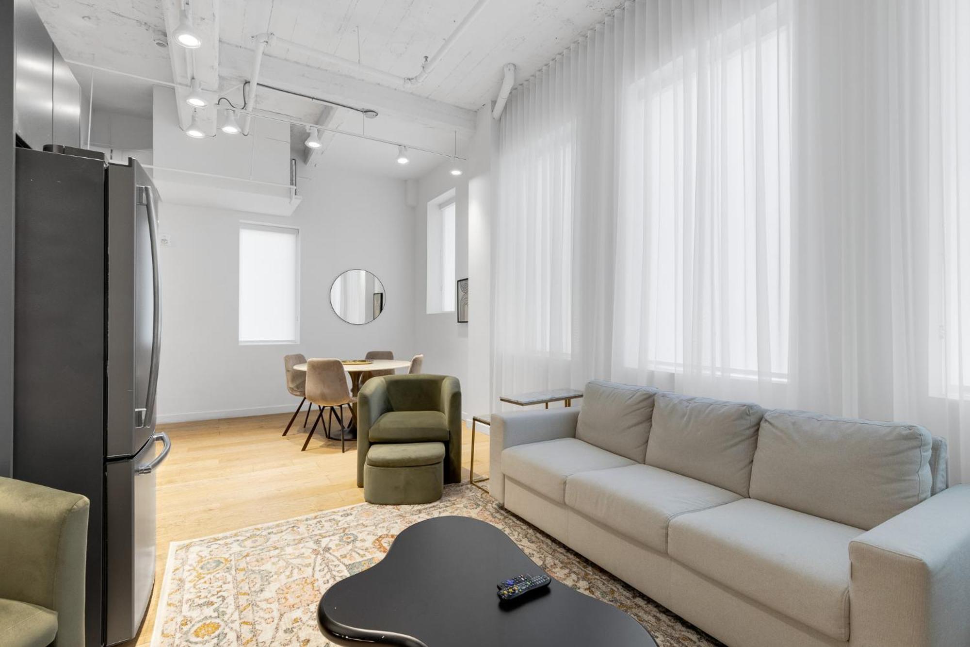 Bakan - Sainte Catherine Montreal Bagian luar foto