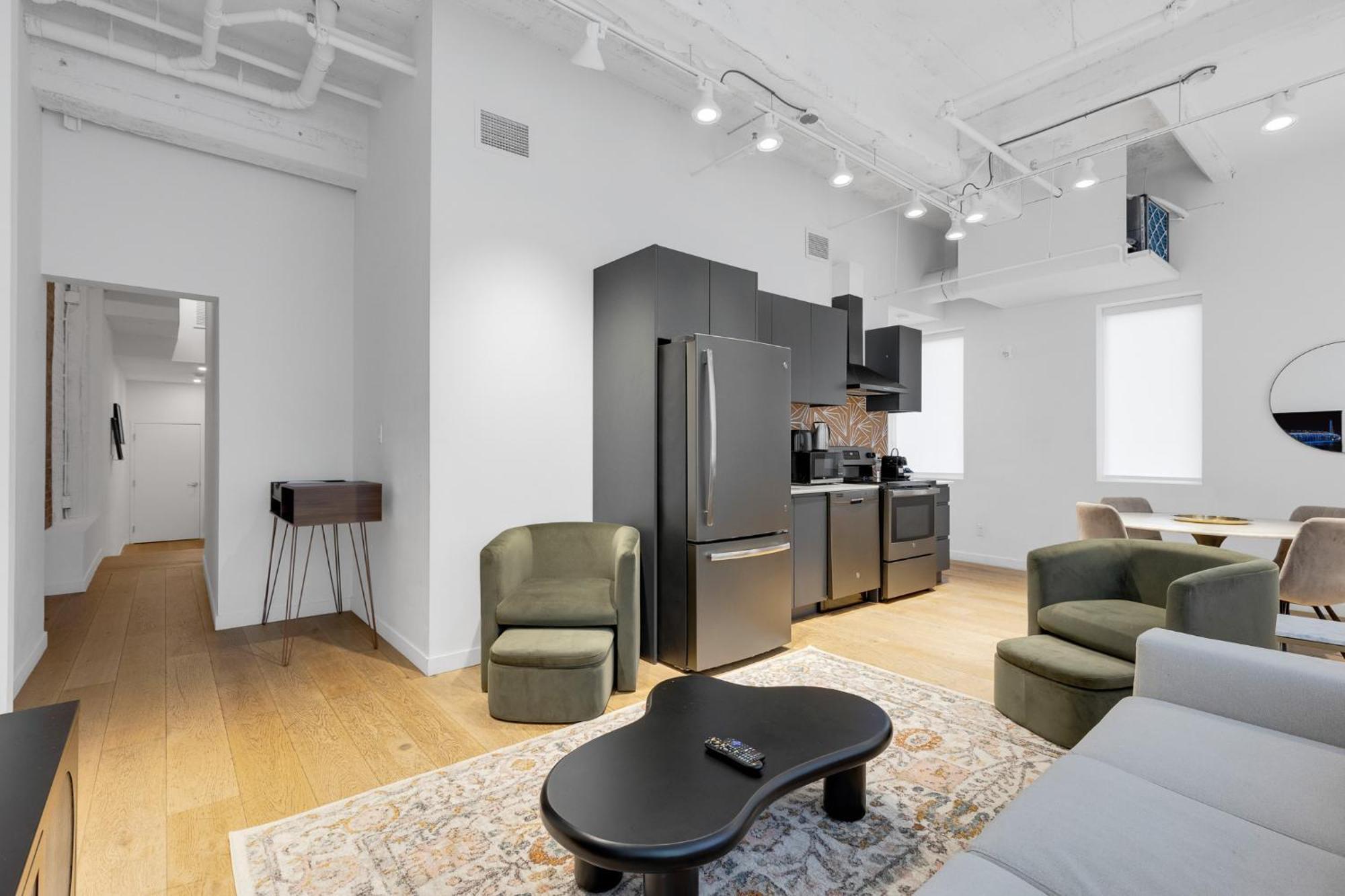 Bakan - Sainte Catherine Montreal Bagian luar foto